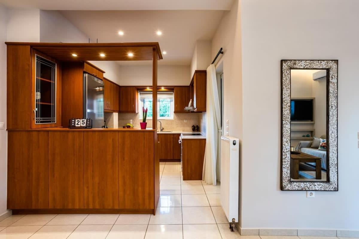 Filiatra Downtown Cozy Retreat - Homely Vibes Exterior photo